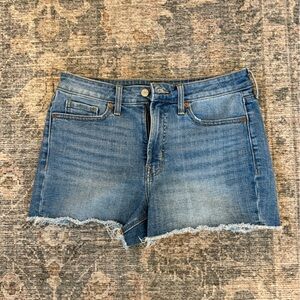 Old Navy Women's OG Straight Short